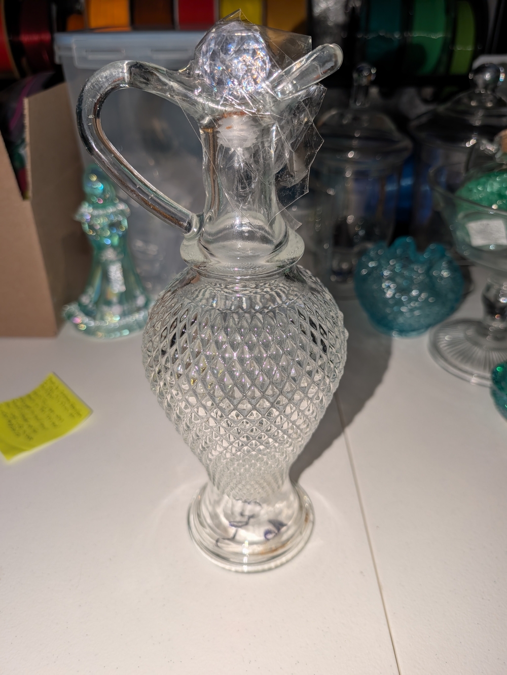 beautiful clear glass decanter that glows vibrant under UV 365 light it's LED